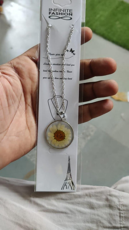 Natural White Daisy Preserved In Resin Pendant